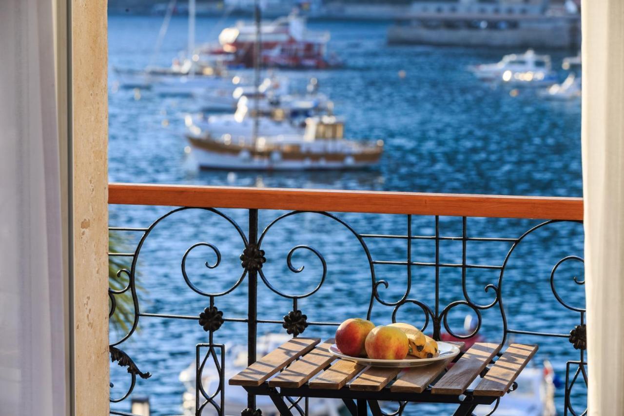 Seafront Rooms Koluna Komiža Exterior foto
