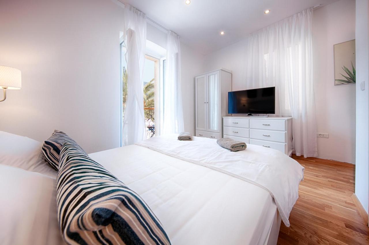 Seafront Rooms Koluna Komiža Exterior foto