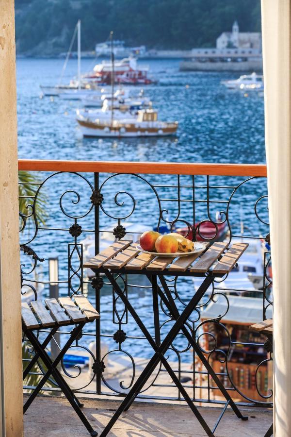 Seafront Rooms Koluna Komiža Exterior foto
