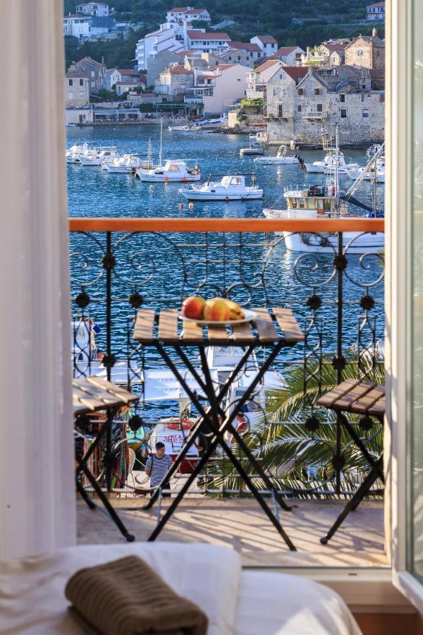 Seafront Rooms Koluna Komiža Exterior foto